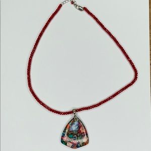 Red Faceted Stone Beaded Necklace w Artsy Pendant